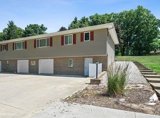 913 S Main St, North Webster, IN