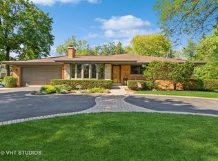 410 E Camp McDonald Rd, Prospect Heights, IL