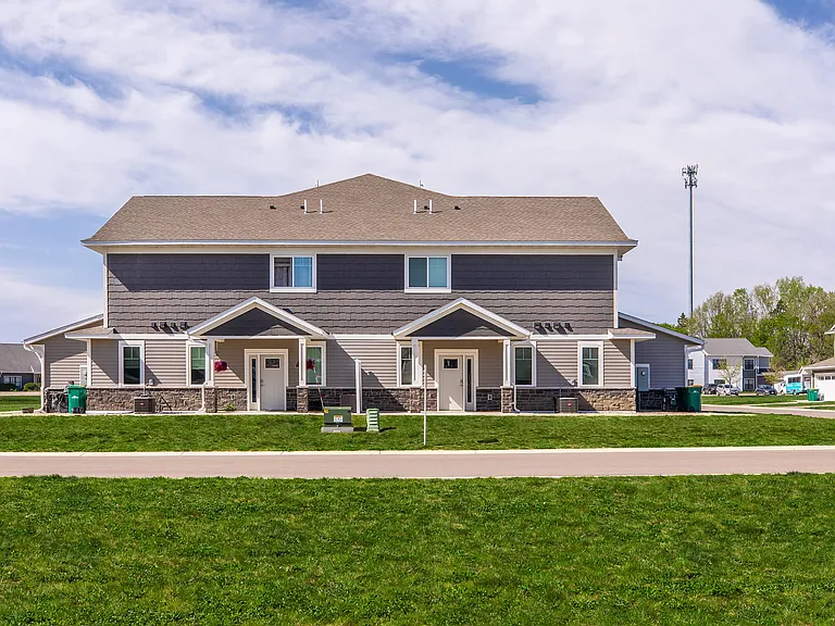 Stone Haven Townhomes — Photo 5