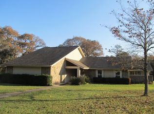 124 Lake Front Drive, Warner Robins, GA 31088