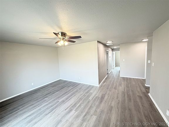 5th image of 513 W C St