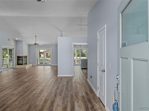 3rd image of 5146 S Riverside Dr