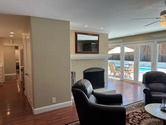 553 Bonita Ave — Photo 19