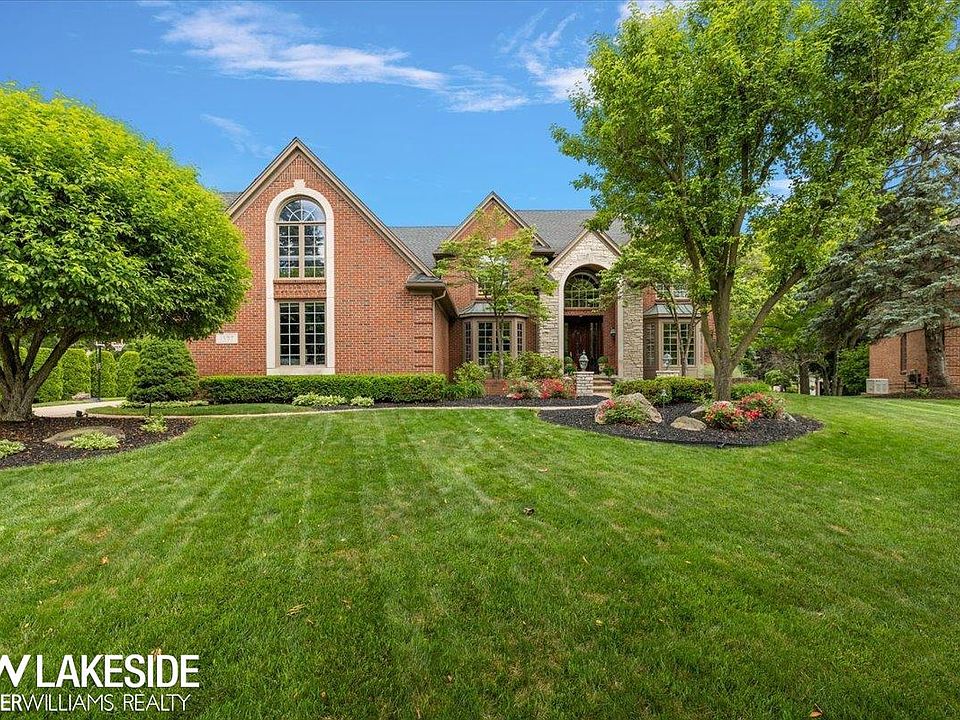 1st image of 1387 Pebble Ridge Dr