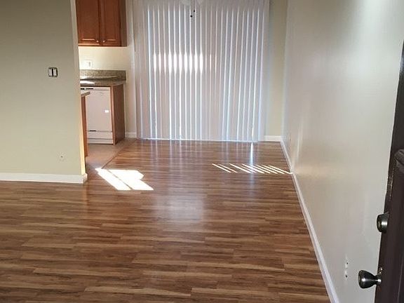 5th image of 8380 Northgate Ave APT 19