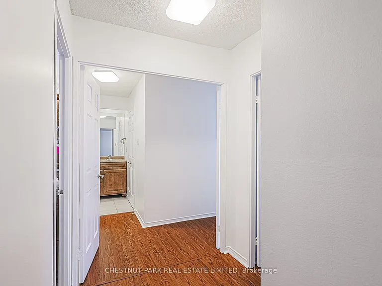 131 Beecroft Rd #1504 — Photo 27