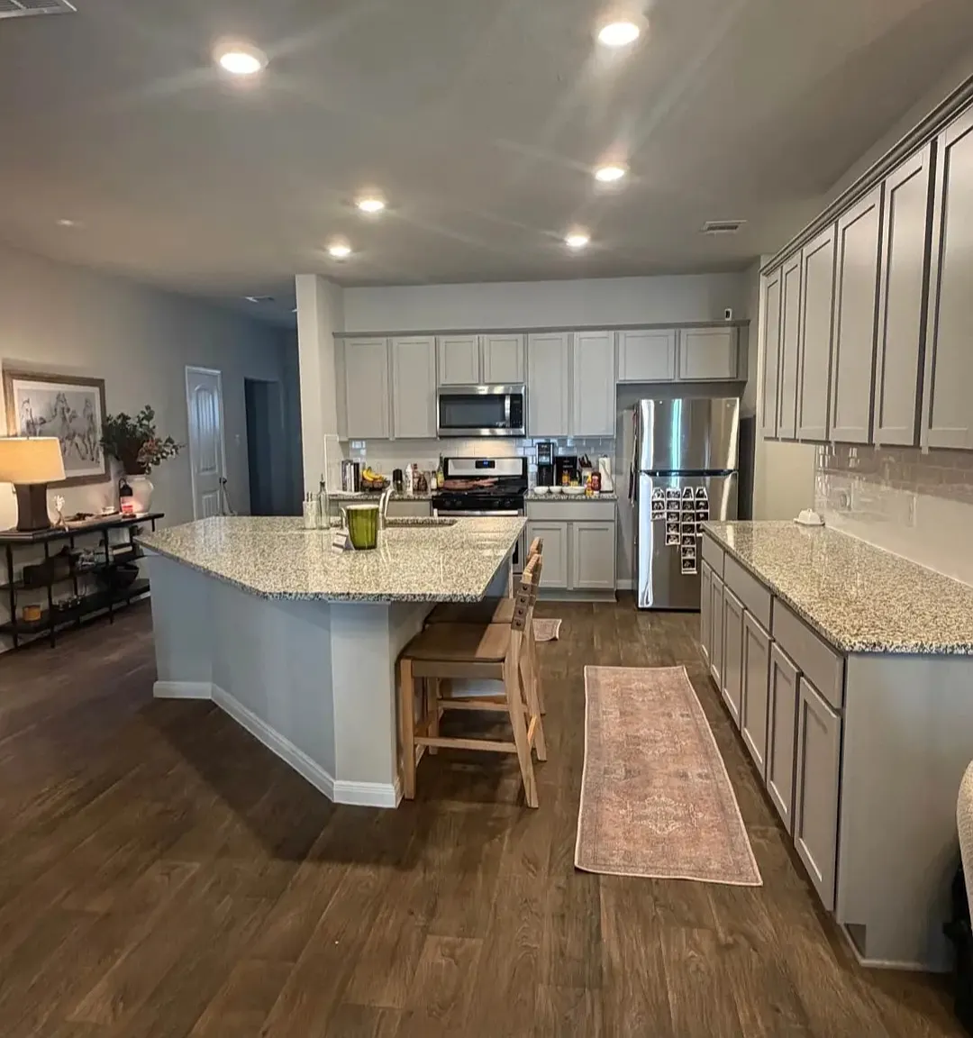 4 bed, 2069 sqft, $2,050 — Photo 3