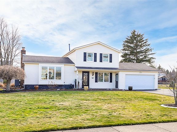 4th image of 51 Flynnwood Dr