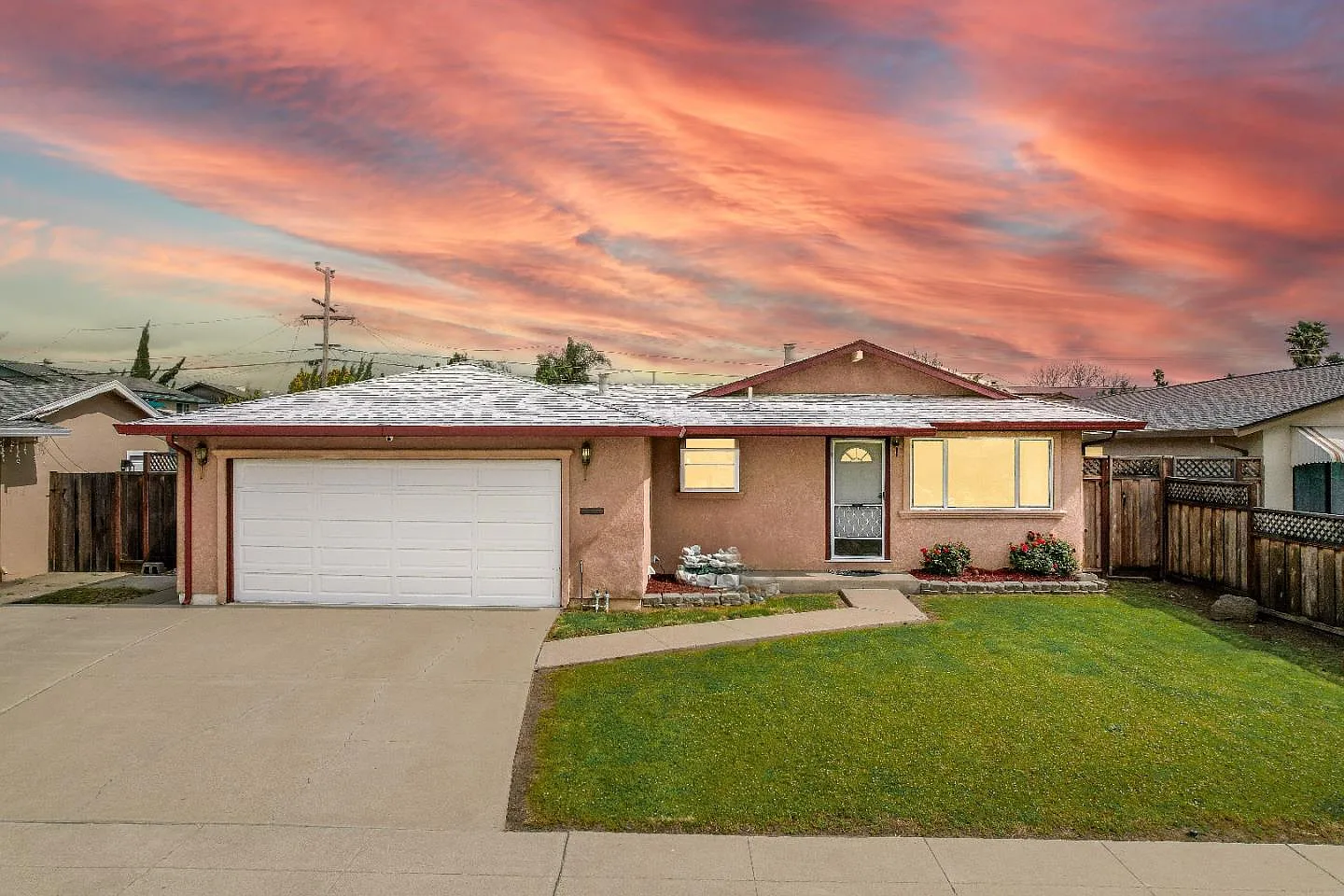 39324 Wilford St photo 1