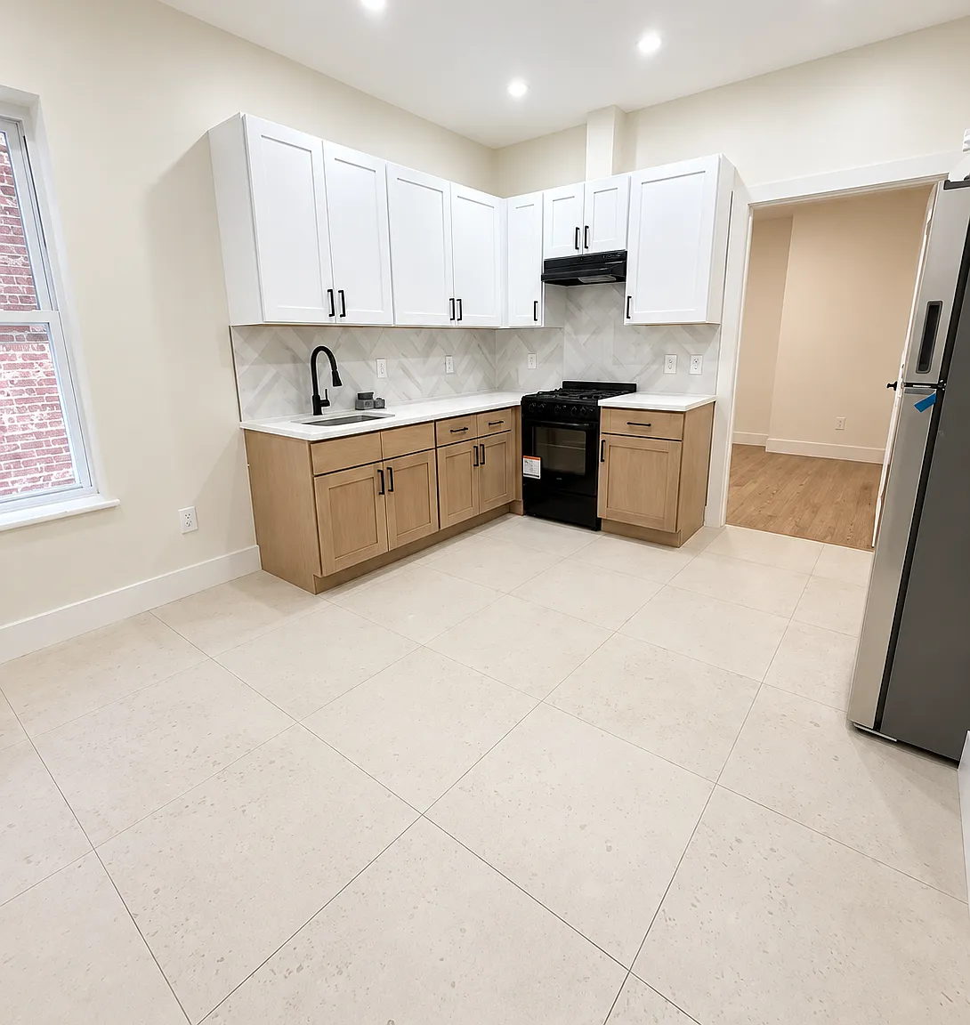 2 bed, 950 sqft, $1,800 — Photo 1