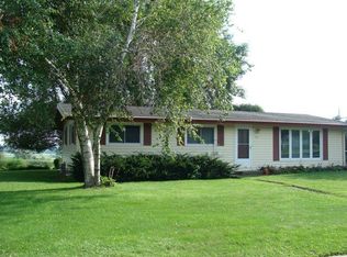 20 E Summit St, Markesan, WI 53946