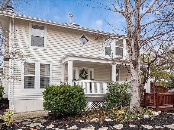 2nd image of 5713 Westminster Pl