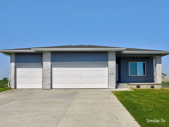 1801 SW Sienna Ct, Grimes, IA 50111