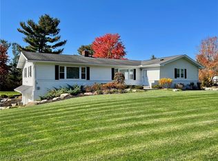 12380 Bean Rd, Chardon, OH 44024