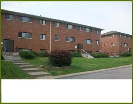 1st image of 1014 Forest Ct