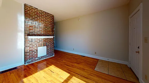 1363 Indianola Ave Photo 1