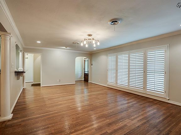 5th image of 2406 Cambridge Ave