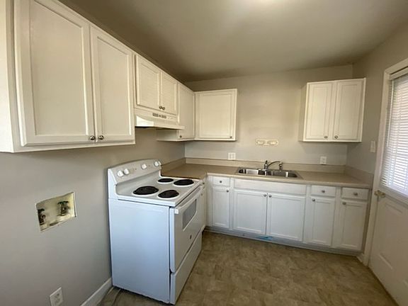 4th image of 1349 Taylor Dr