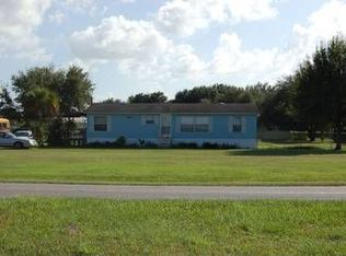 5111 Coronet Rd, Plant City, FL 33566