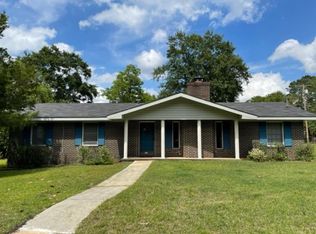 305 Mustang Dr, Dothan, AL 36301