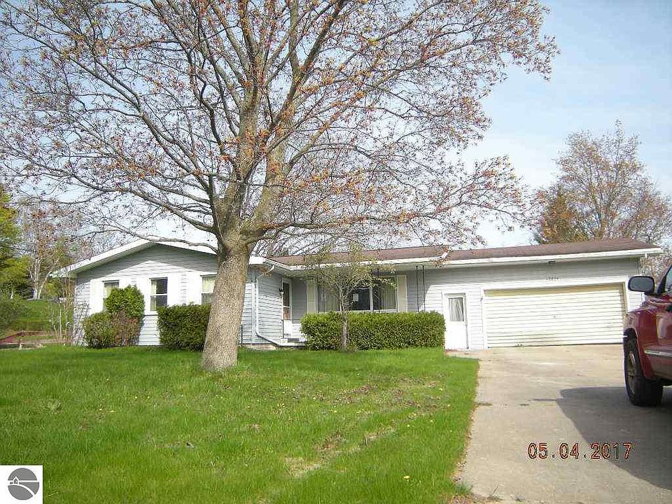 1st image of 12874 S Twin Creek Dr