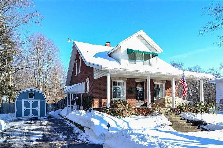 306 Lawndale Pl photo 1