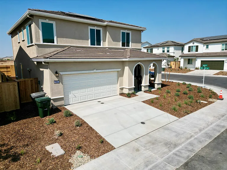 8081 Moongate Way — Photo 26
