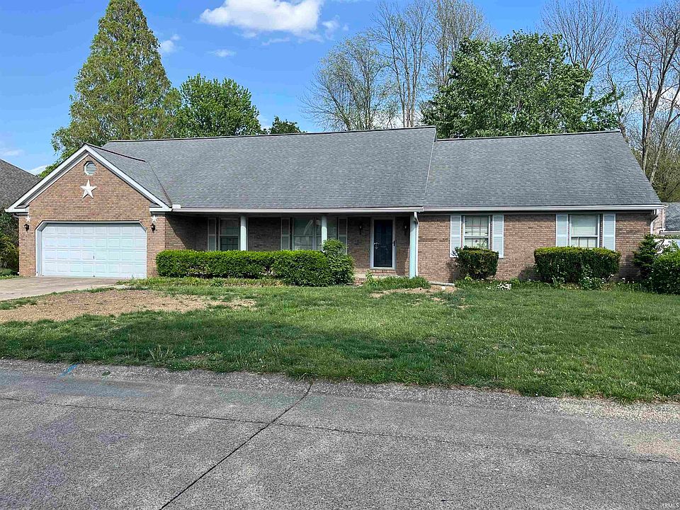 1st image of 330 Plaza Dr