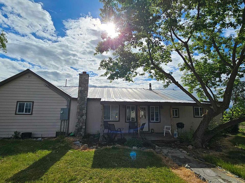 1st image of 44752 Beaver Dr