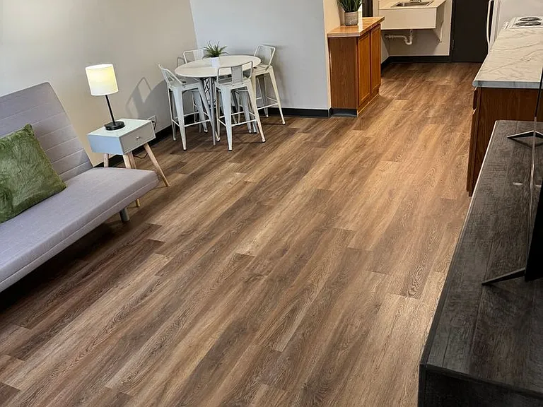 The McCoy at 8035 Apartments - Clive — Photo 20