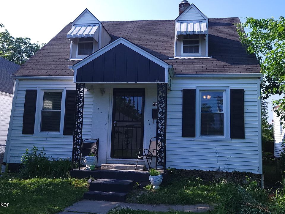 1st image of 703 W Florence Ave