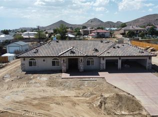 16522 Malahat Rd, Apple Valley, CA 92307