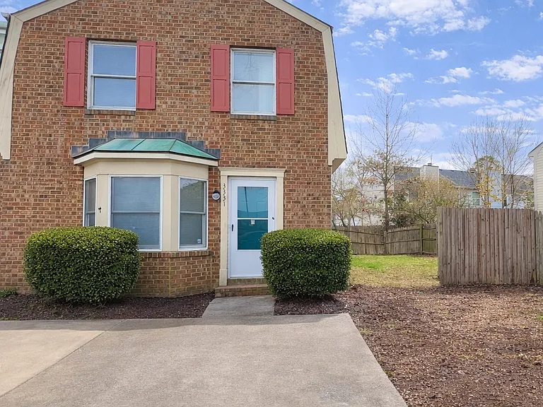 3331 Golden Oaks Ln — Photo 26