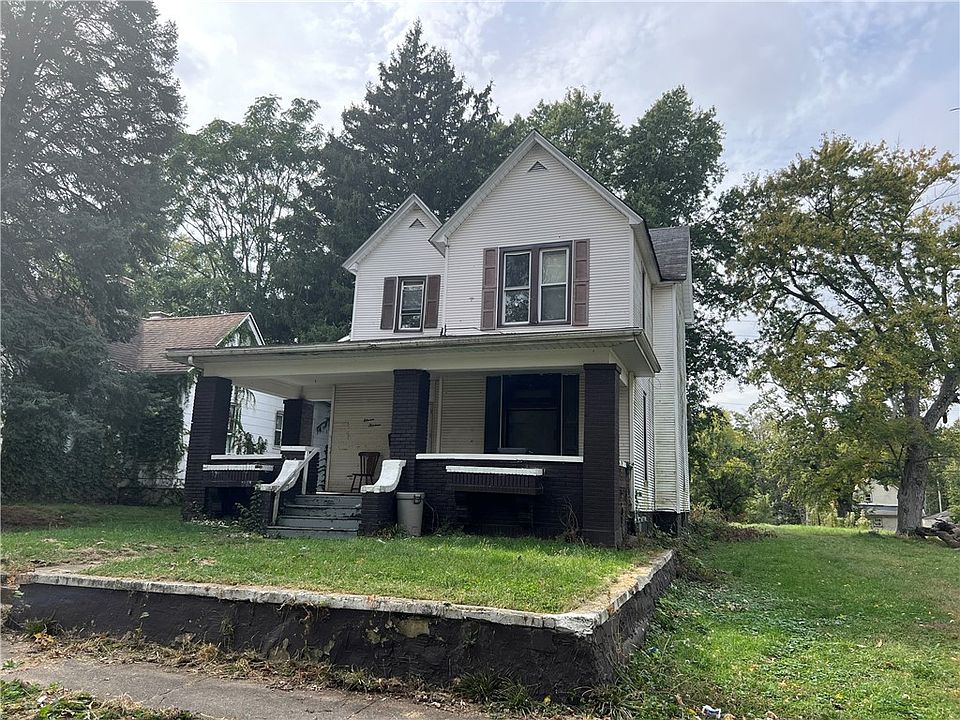 1st image of 1113 N College St