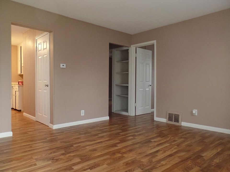 1st image of 3005 W Wiswall St