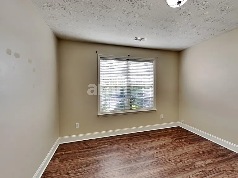 141 Bridgemill Dr — Photo 18