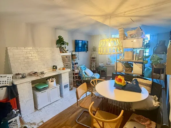 222 Beacon St #4A, Boston, MA 02116