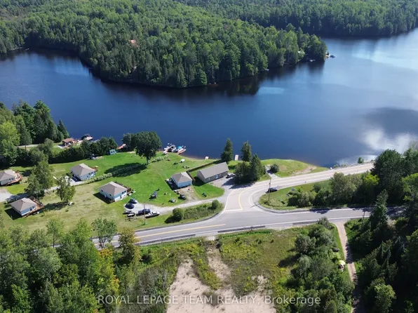 4203 Matawatchan Rd, Greater Madawaska, ON K0J 2R0