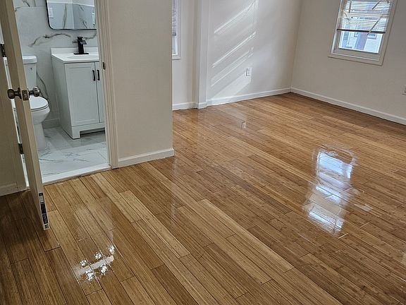 3rd image of 67 Huntington Ter Floor 1