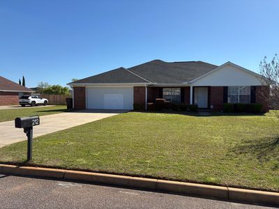 212 Hannah Rd, Level Plains, AL, 36322