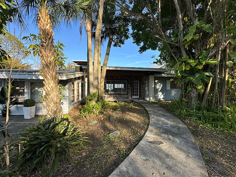 2650 Philippe Pkwy — Photo 78