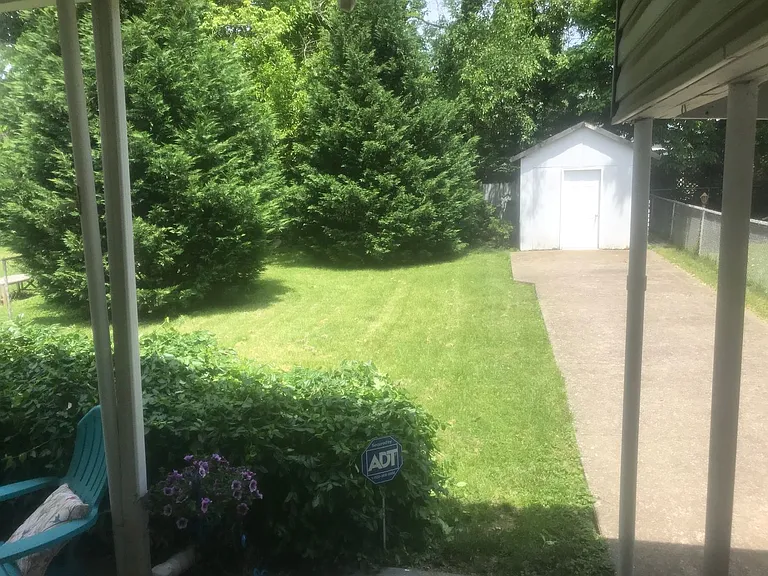 1109 Julia Ave — Photo 19
