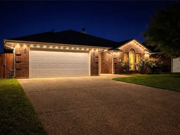 805 Turtle Dove Trl, College Station, TX 77845