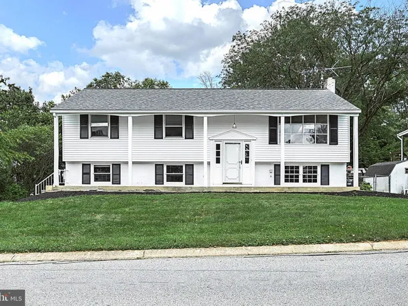41 Covington Dr, Shrewsbury, PA 17361