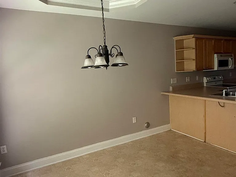 5744 Colony Ln — Photo 13