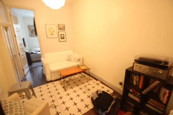 Rented by Nooklyn NYC LLC | media 45