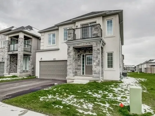 275 Bethune Ave, Welland, ON L3B 0H6
