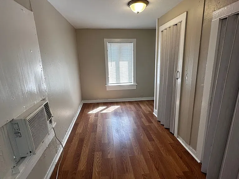 425 Boulevard St — Photo 5