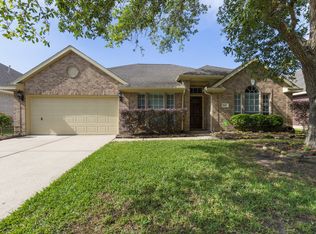 3815 Addison Dr, Pearland, TX 77584