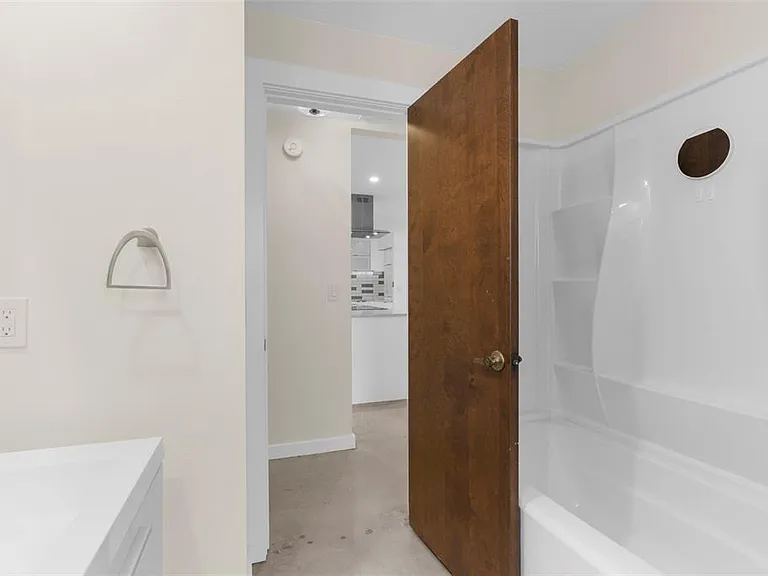4250 Marlowe Dr — Photo 23